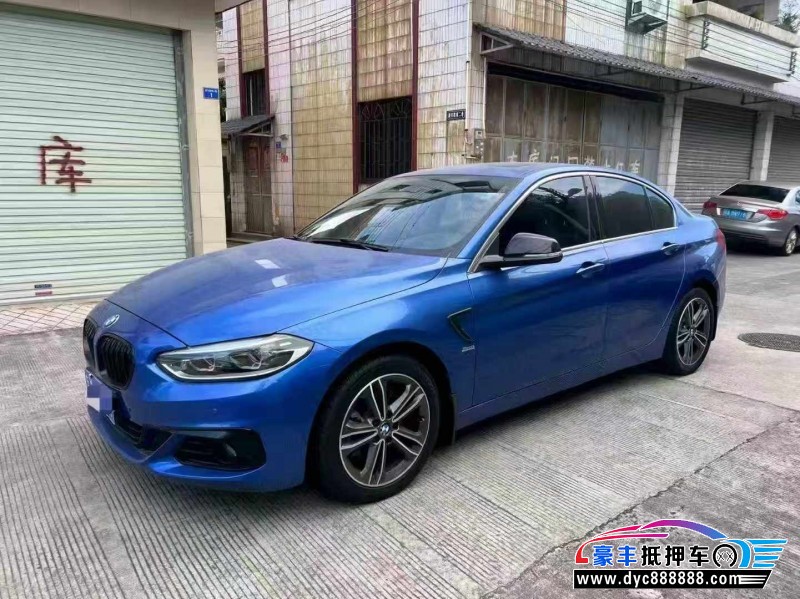 18年宝马1系轿车抵押车出售