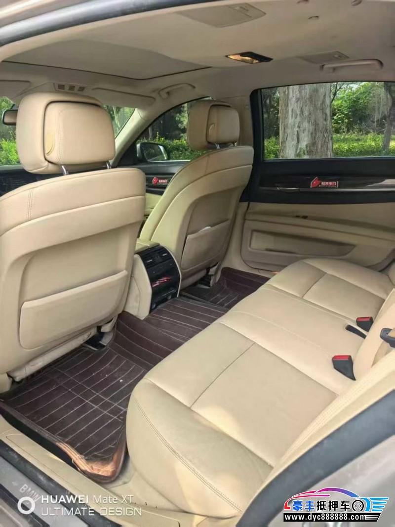 13年宝马7系轿车抵押车出售