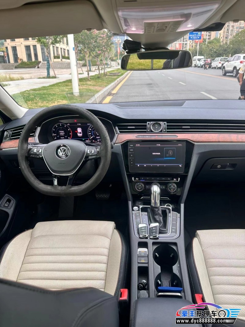 20年大众迈腾轿车抵押车出售