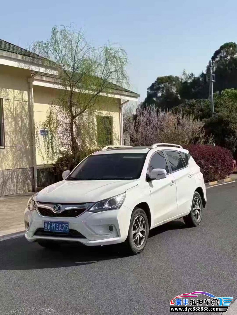 17年比亚迪宋轿车抵押车出售