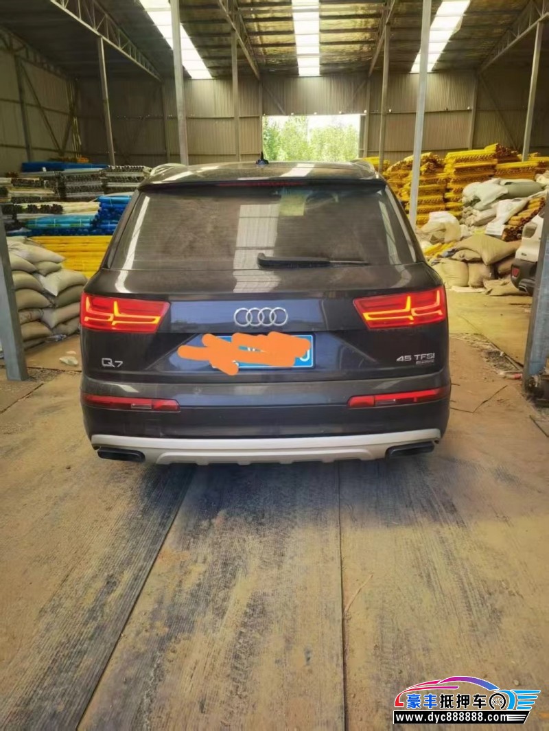 19年奥迪Q7轿车抵押车出售