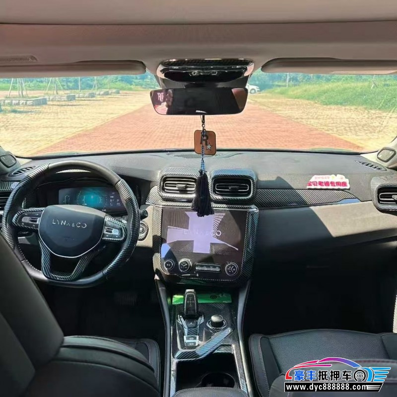 18年领克02轿车抵押车出售