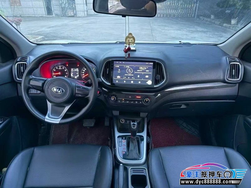 15年起亚KX3轿车抵押车出售