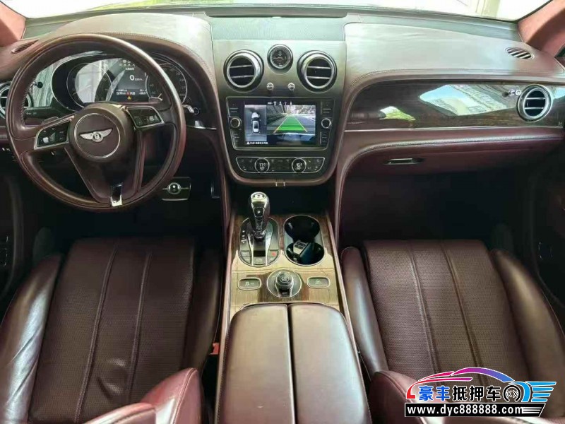 19年宾利添越轿车抵押车出售