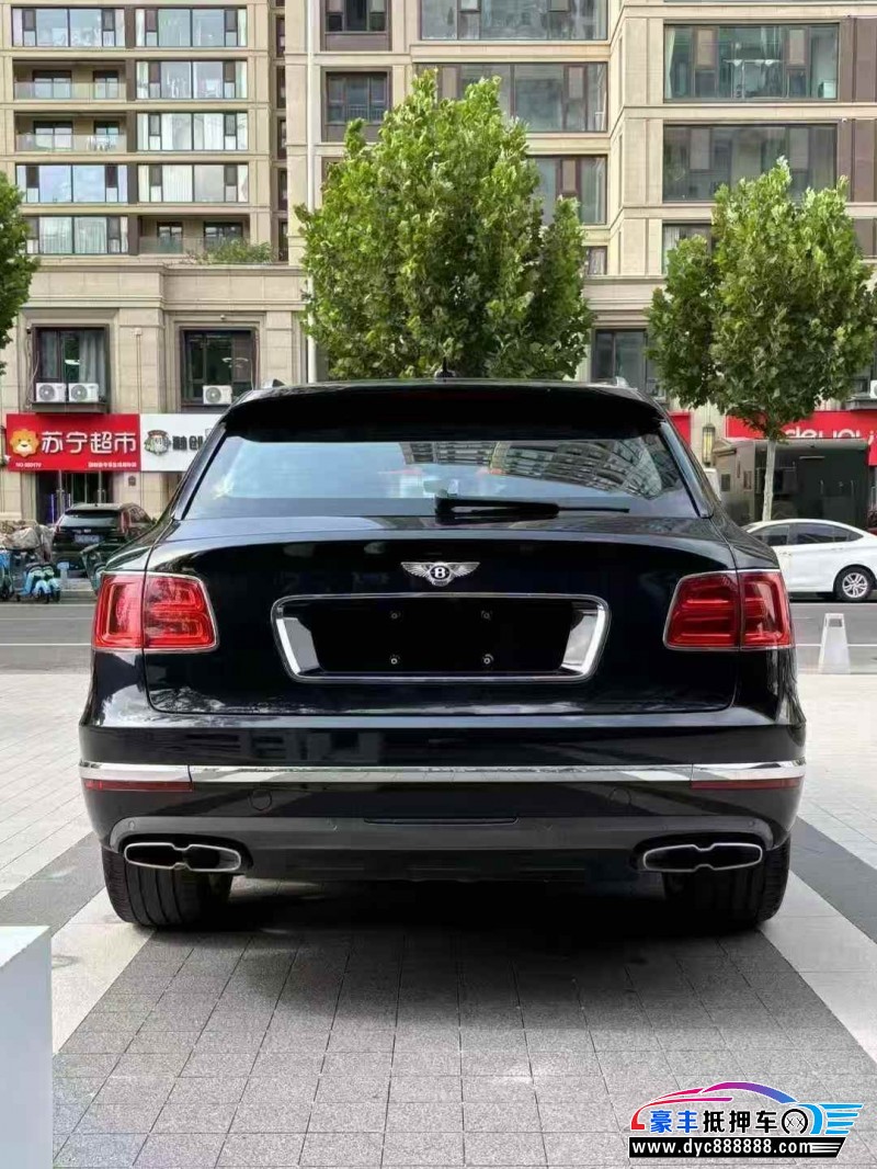 19年宾利添越轿车抵押车出售