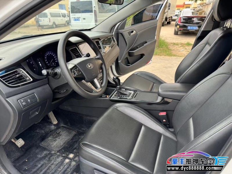 16年现代名图轿车抵押车出售