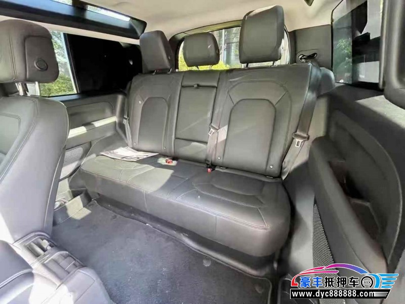 23年路虎卫士轿车抵押车出售