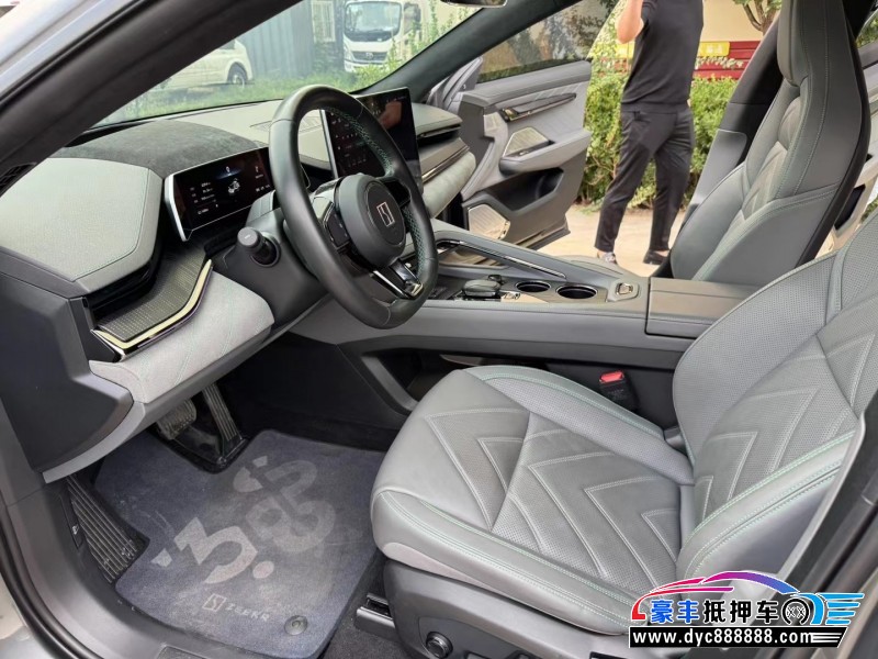 23年极氪001轿车抵押车出售