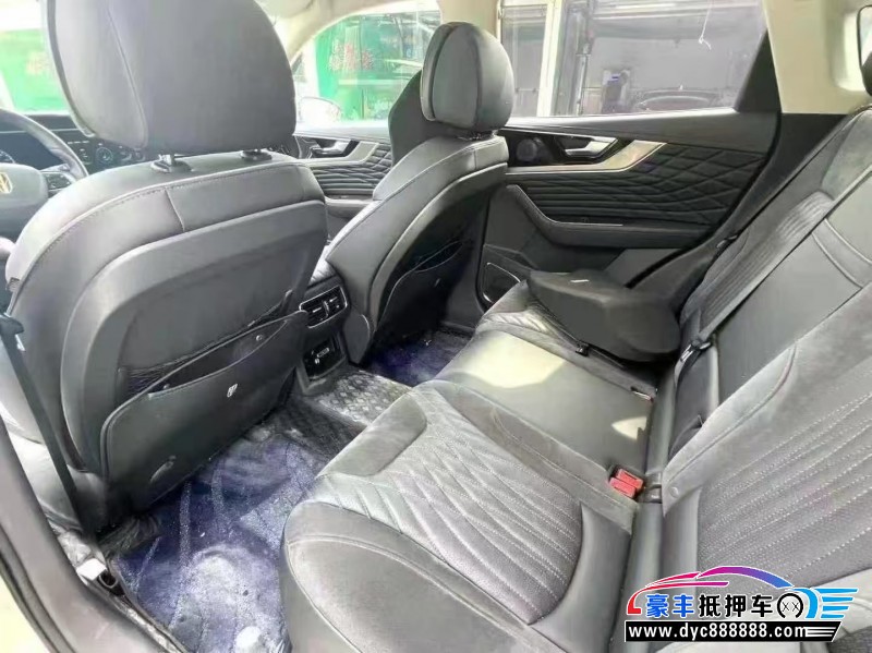 22年红旗HS5轿车抵押车出售