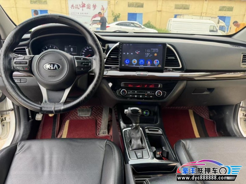 15年起亚K4轿车抵押车出售