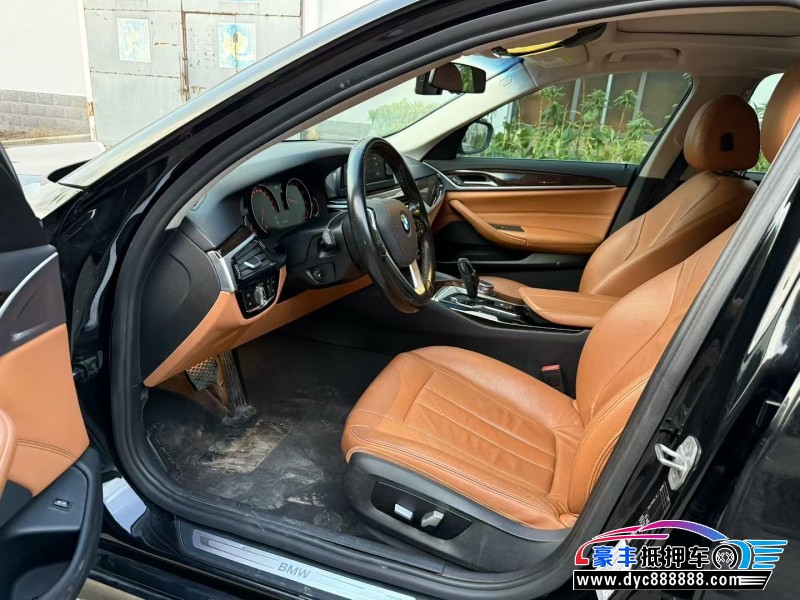 18年宝马5系轿车抵押车出售