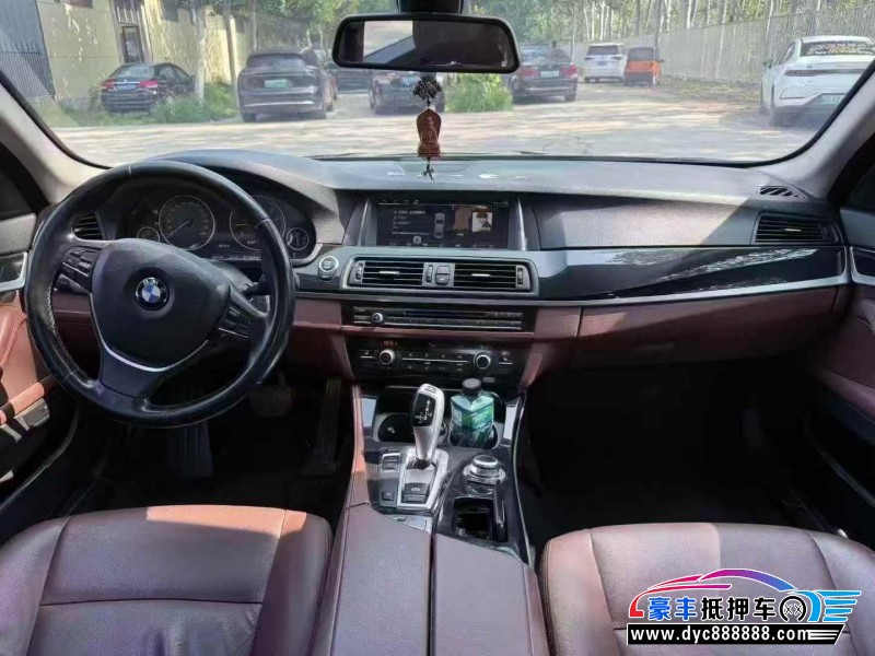 17年宝马5系轿车抵押车出售