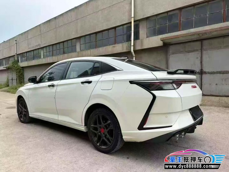 21年东风风神奕炫轿车抵押车出售