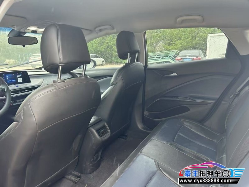 24年别克微蓝轿车抵押车出售