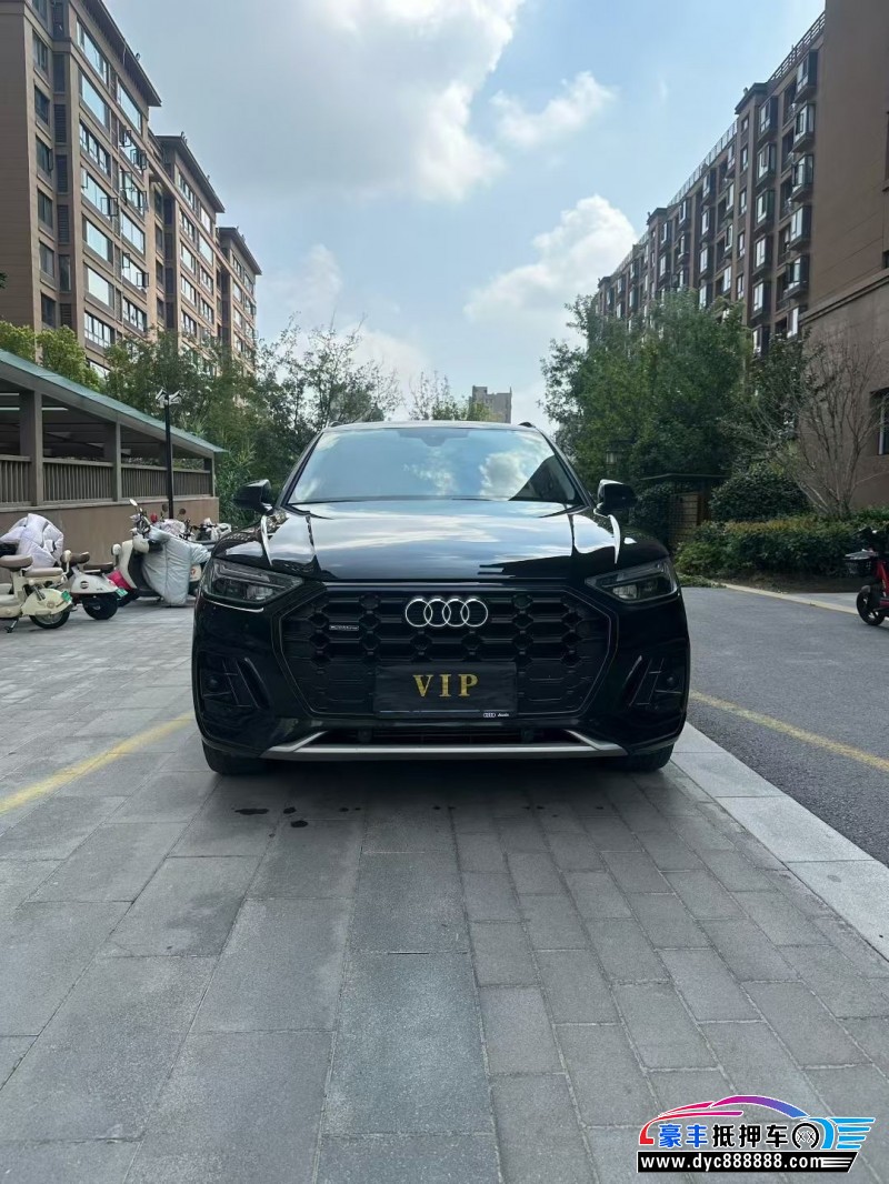 23年奥迪Q5轿车抵押车出售