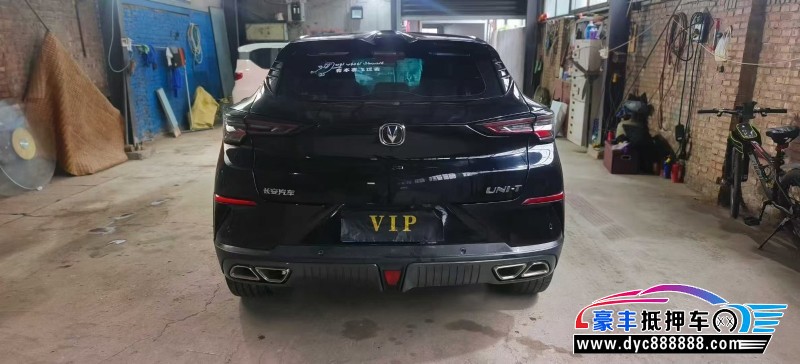 22年长安长安UNI轿车抵押车出售