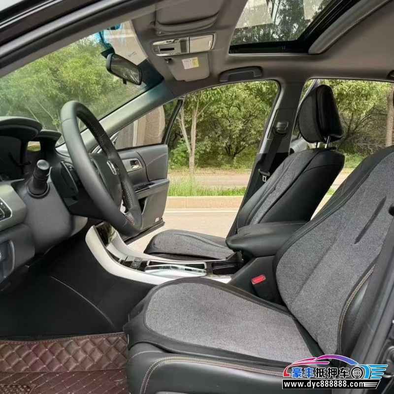 17年本田雅阁轿车抵押车出售