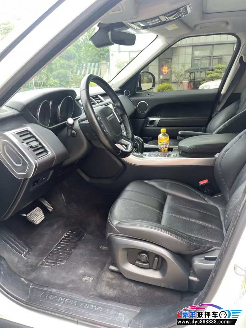 17年路虎揽胜运动轿车抵押车出售