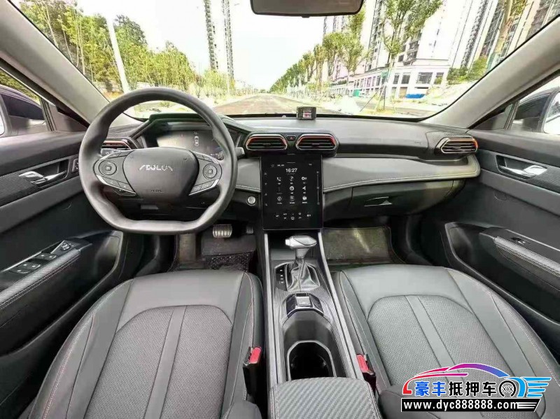 25年东风风神奕炫轿车抵押车出售