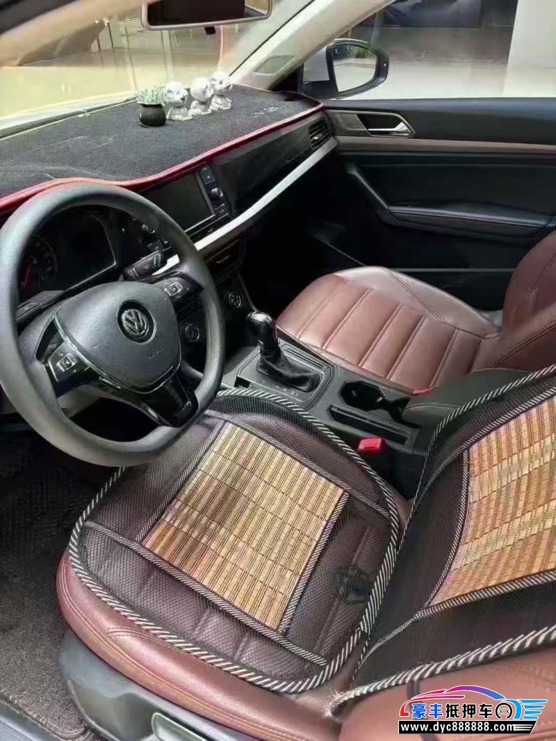 19年大众朗逸轿车抵押车出售