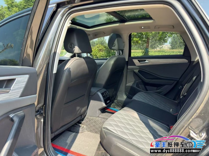 24年大众速腾轿车抵押车出售