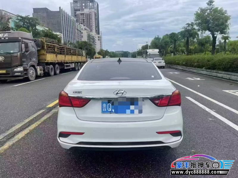 20年现代名图轿车抵押车出售