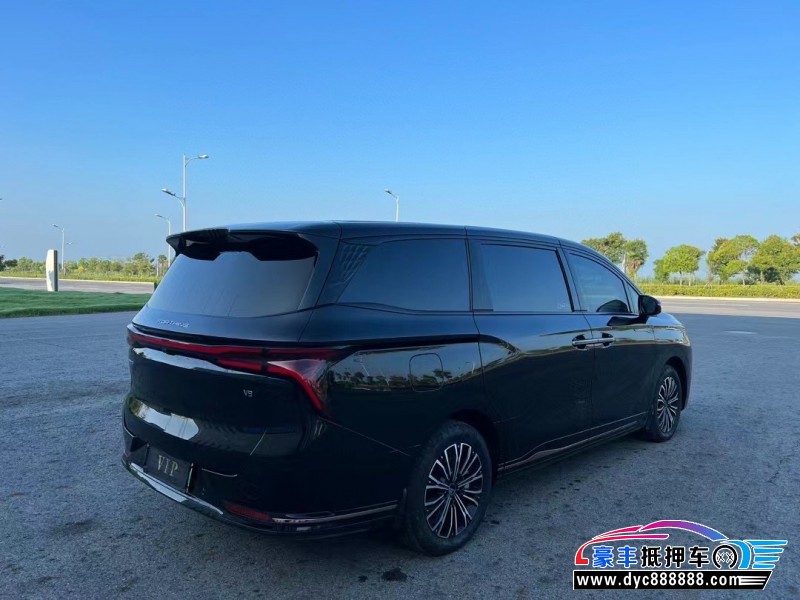 24年东风风行星海V9轿车抵押车出售