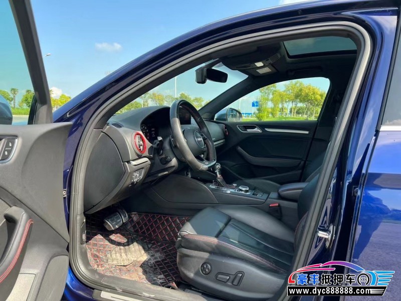 19年奥迪S3轿车抵押车出售