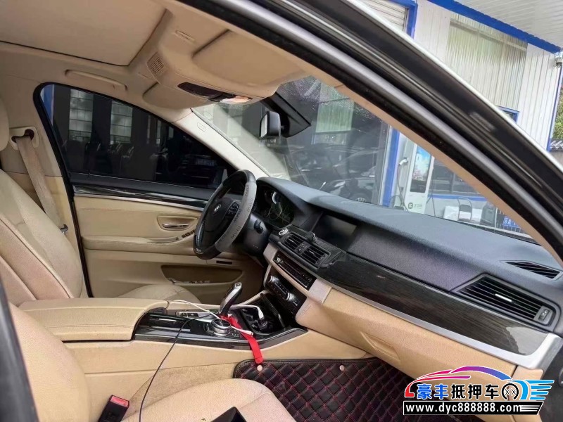 13年宝马5系轿车抵押车出售