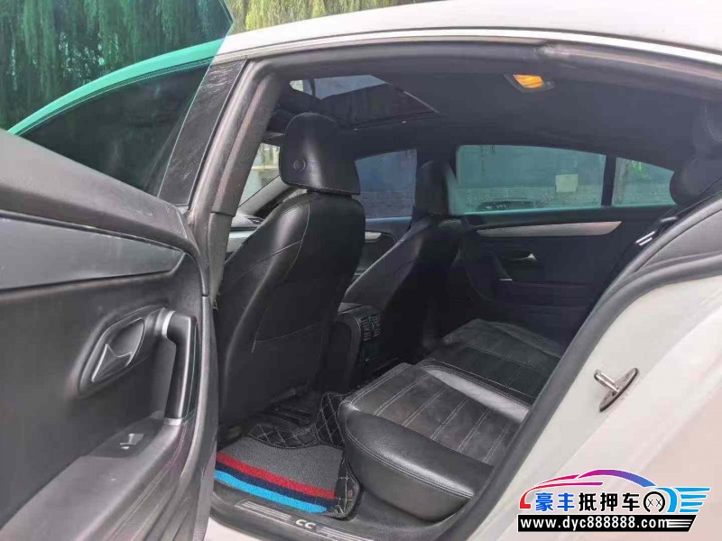 14年大众CC轿车抵押车出售