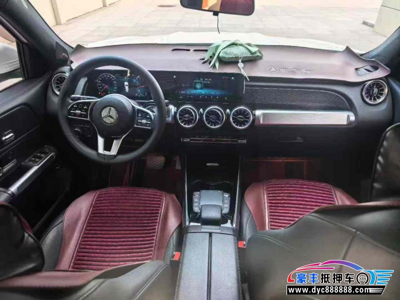 21年奔驰GLB轿车抵押车出售