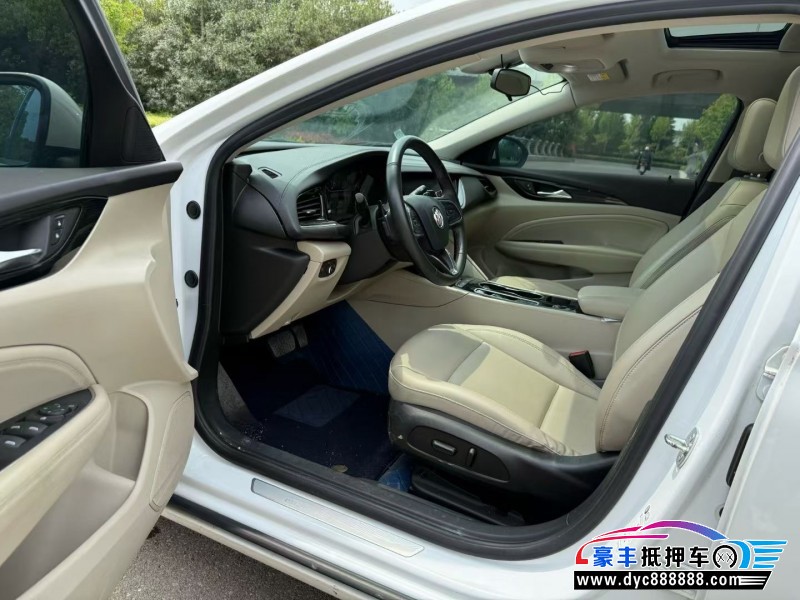 21年别克君威轿车抵押车出售