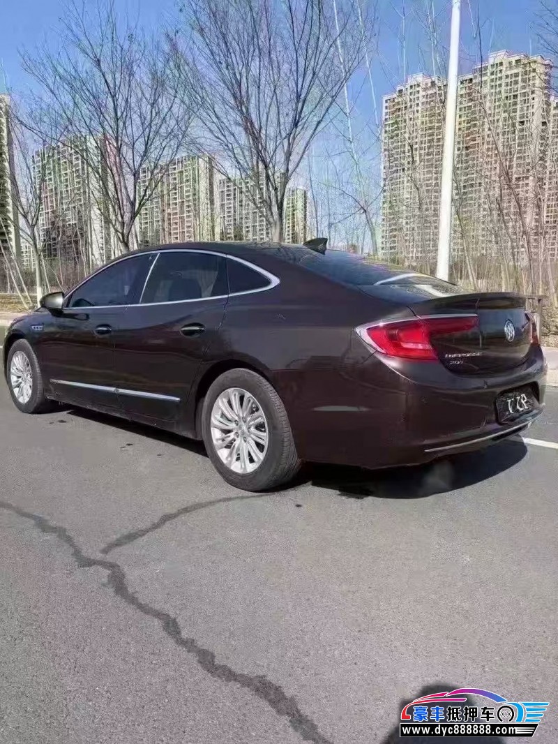 18年别克君越轿车抵押车出售