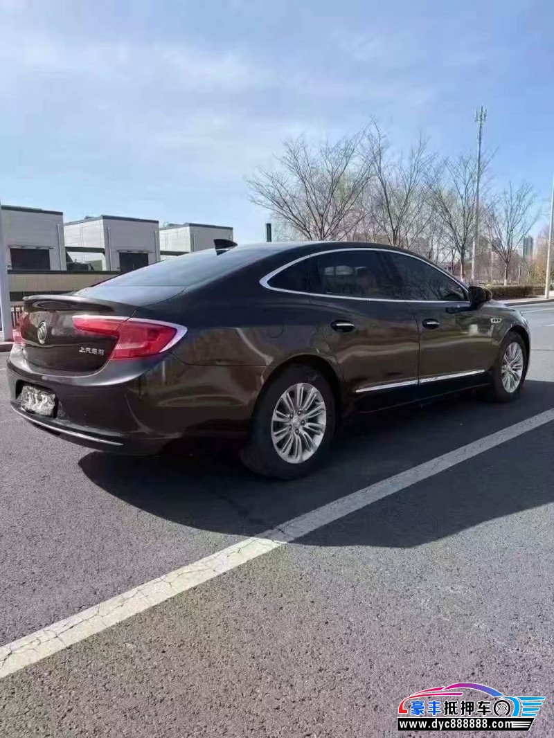 18年别克君越轿车抵押车出售