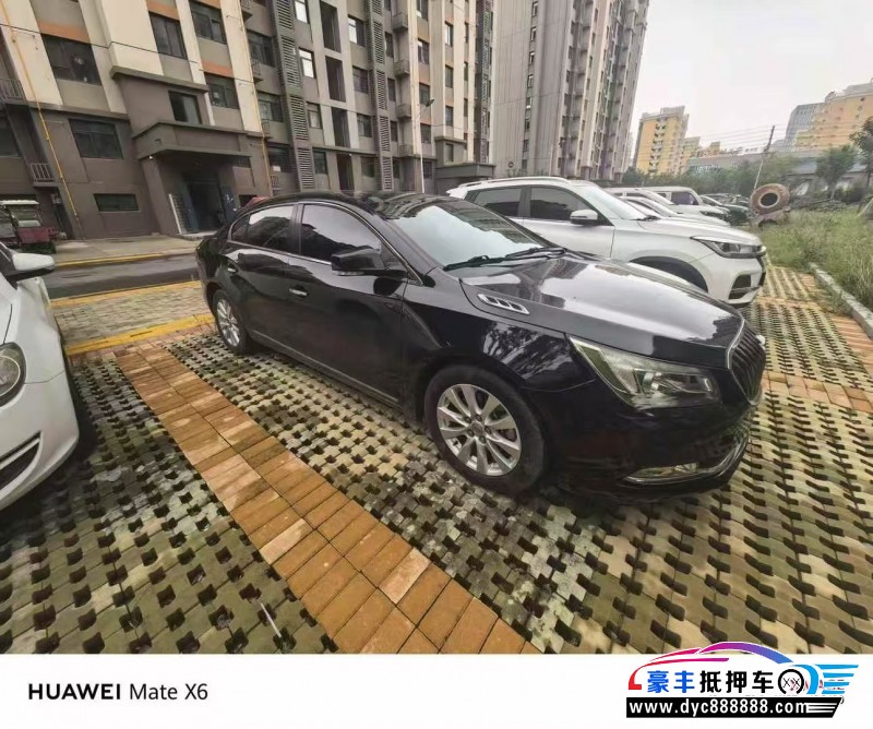 15年别克君越轿车抵押车出售