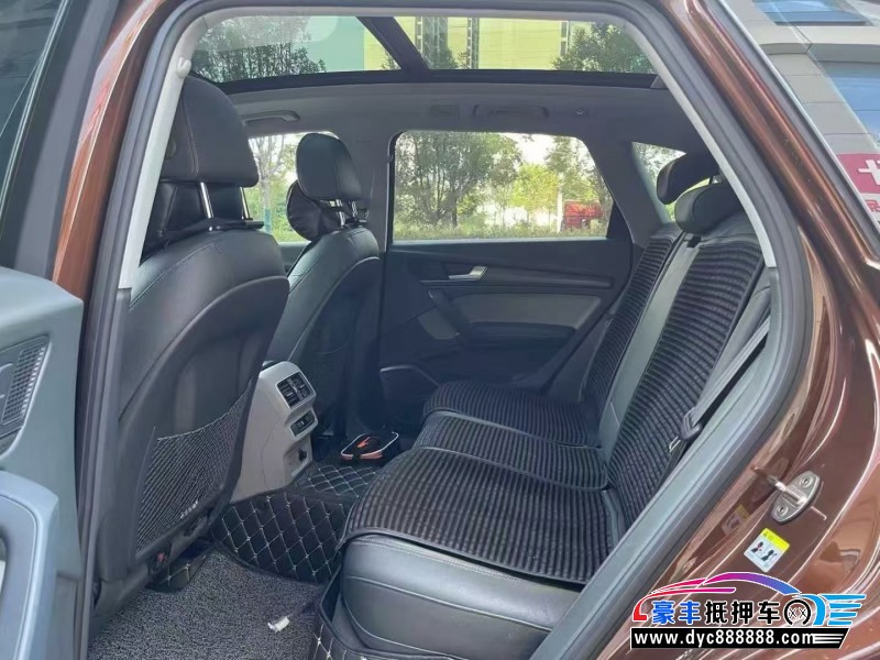 19年奥迪Q5轿车抵押车出售