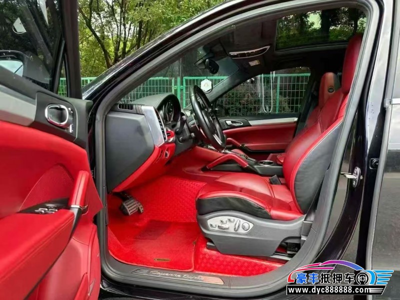 15年保时捷卡宴轿车抵押车出售