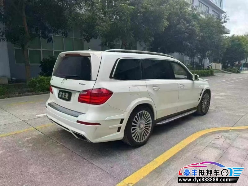 17年奔驰GL轿车抵押车出售