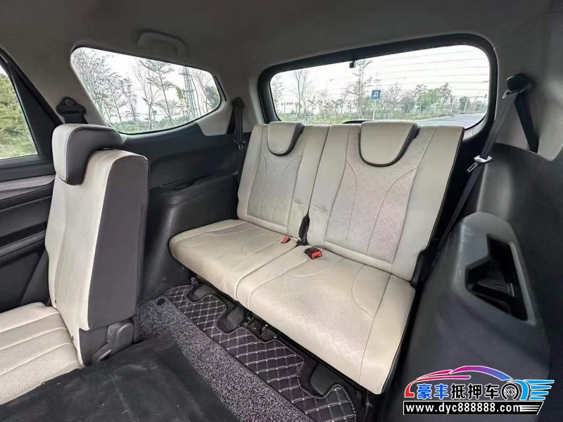 19年宝骏730轿车抵押车出售