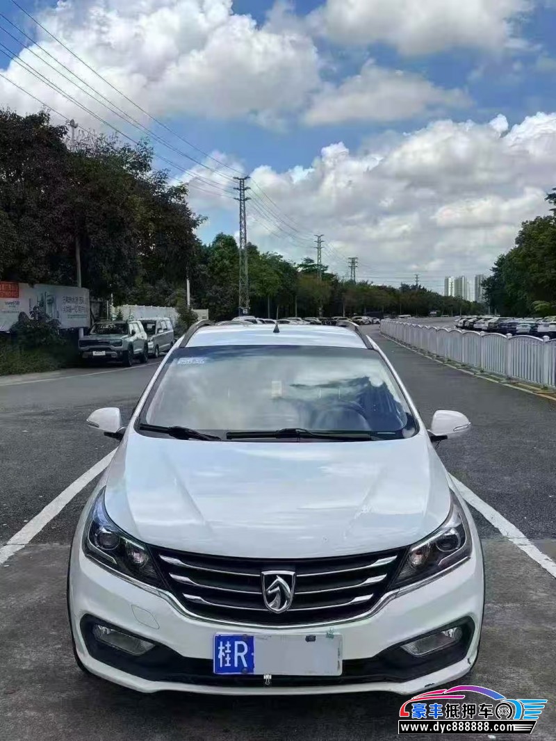 19年宝骏310轿车抵押车出售