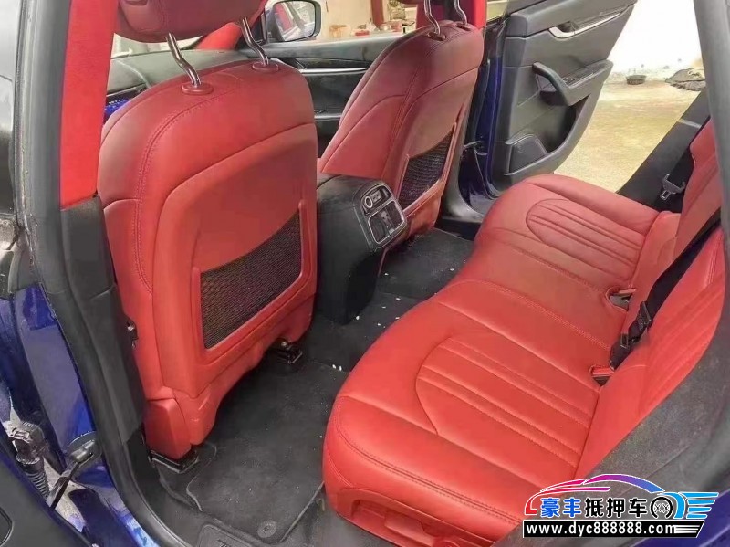 16年玛莎拉蒂莱万特轿车抵押车出售