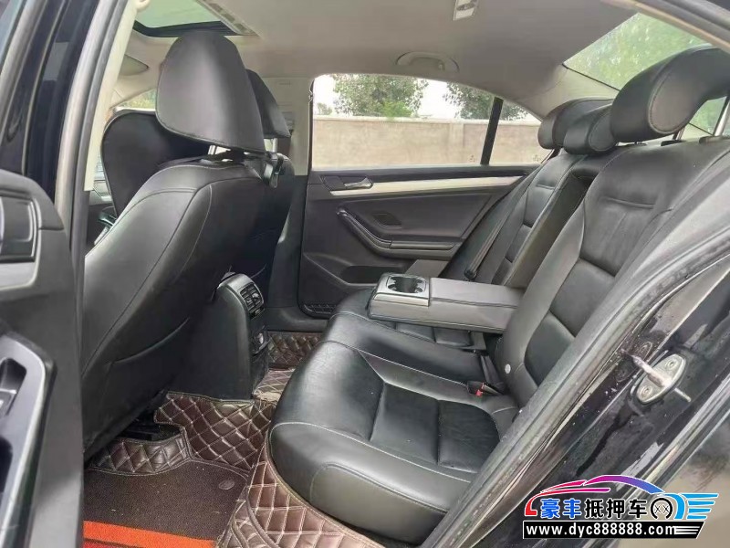 19年大众速腾轿车抵押车出售