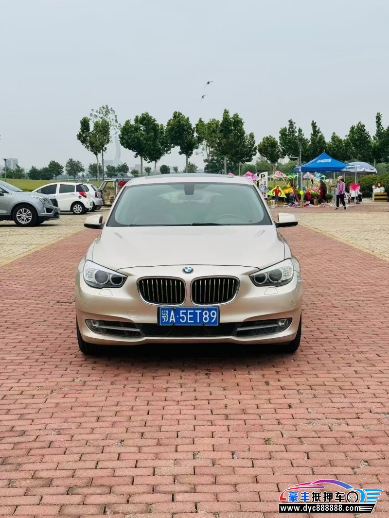 13年宝马5系GT轿车抵押车出售