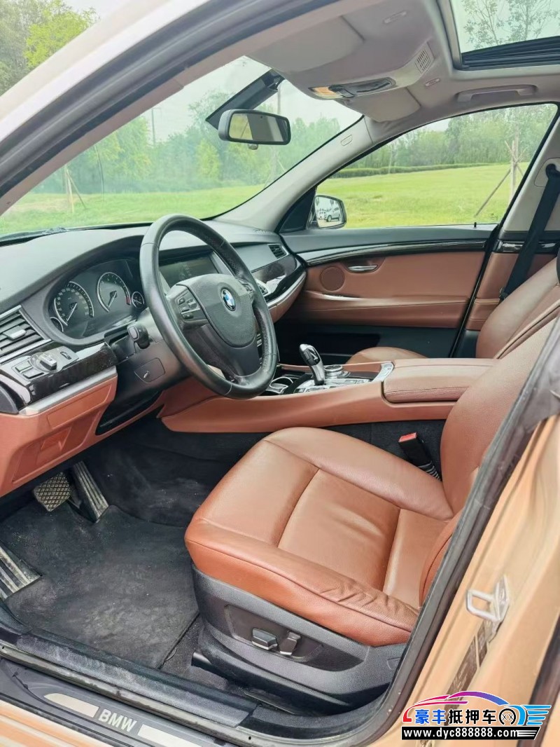 13年宝马5系GT轿车抵押车出售