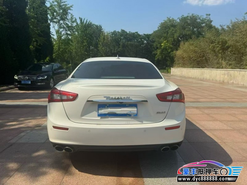 15年玛莎拉蒂Ghibli轿车抵押车出售