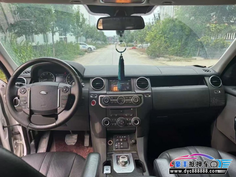 16年路虎发现4轿车抵押车出售