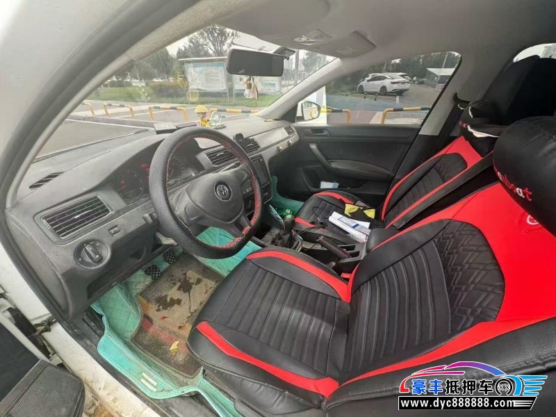 20年大众桑塔纳轿车抵押车出售