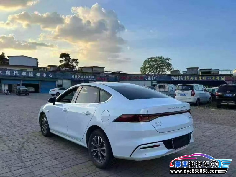 24年比亚迪秦轿车抵押车出售