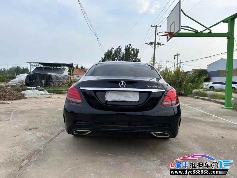 16年奔驰C轿车抵押车出售