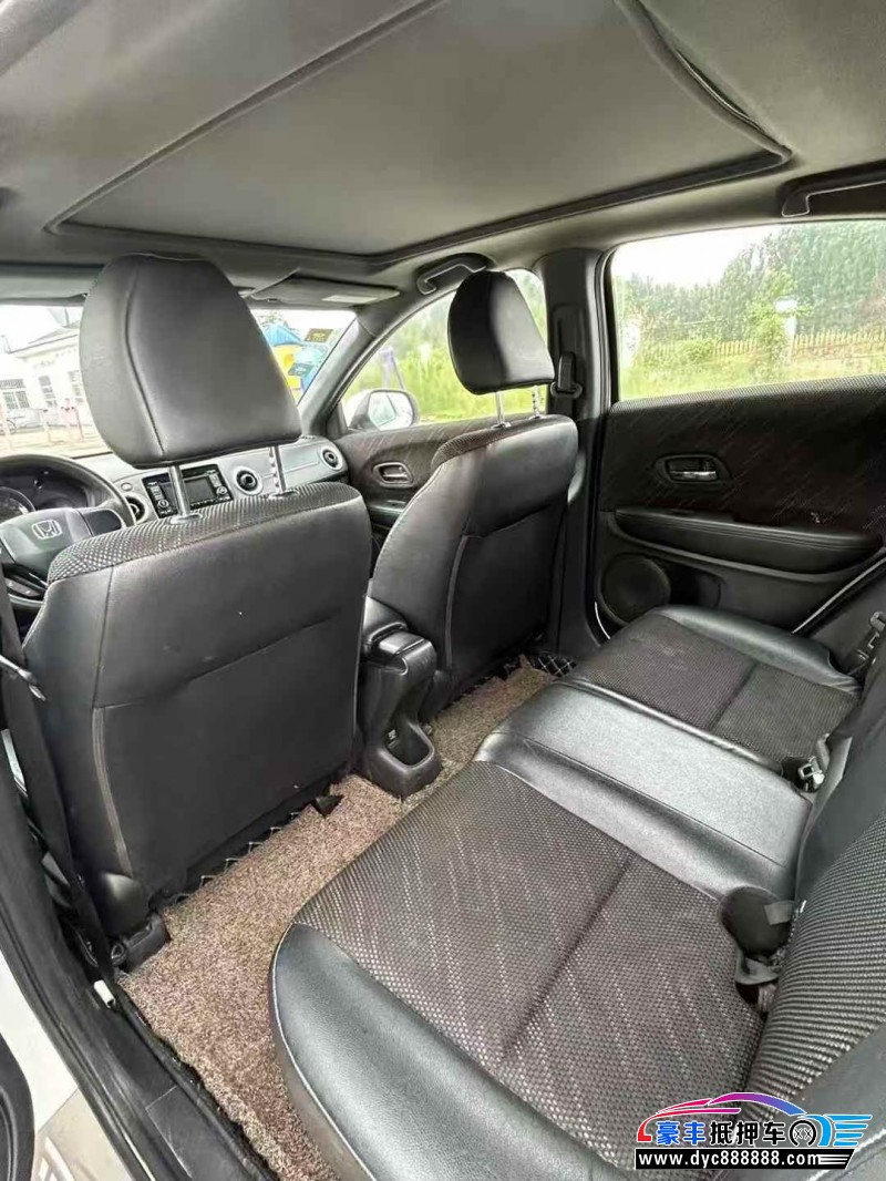 16年本田XRV轿车抵押车出售